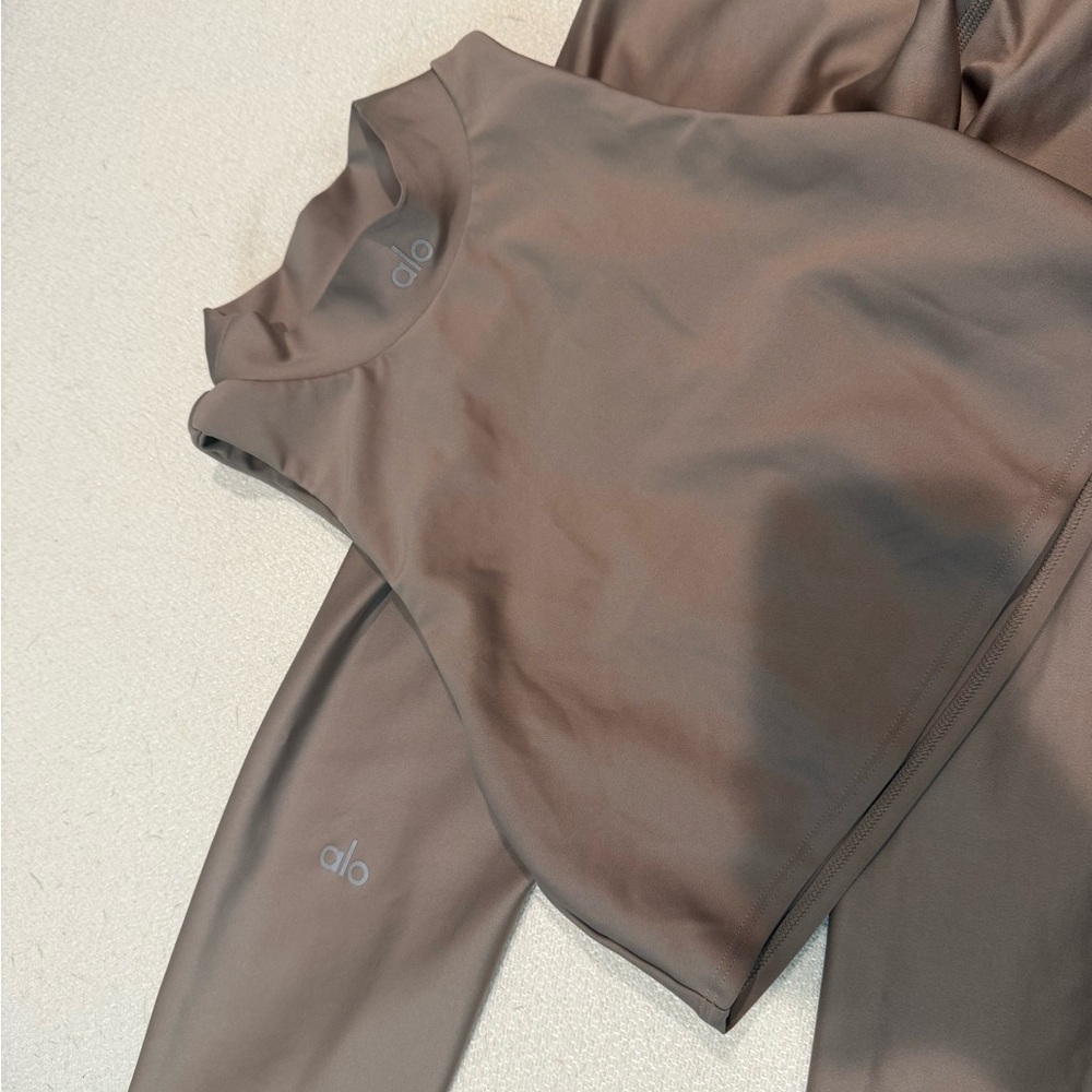 ALO Yoga Brown Set